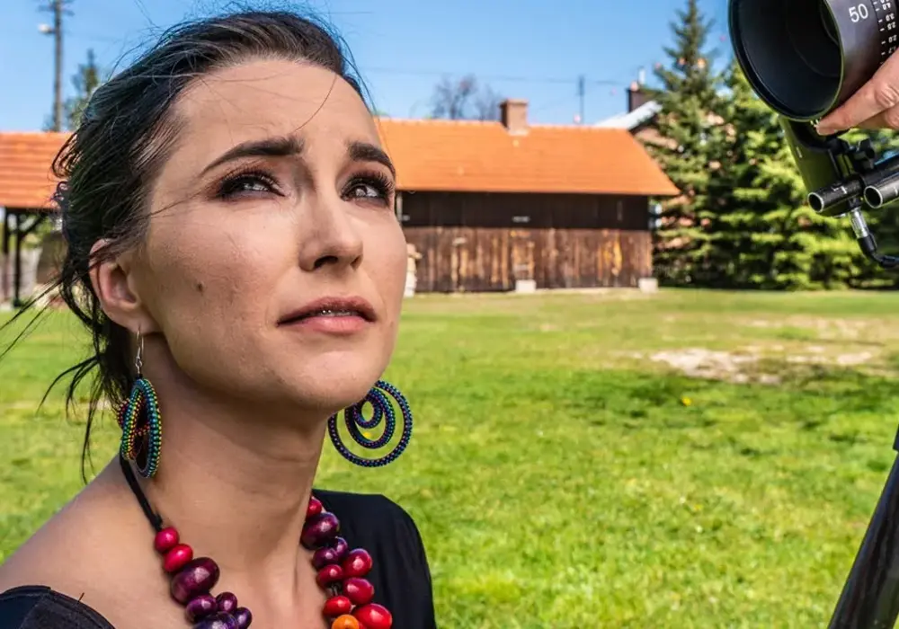 Wiek wokalistki Daj To Głośniej - Ile lat ma Emilia Sanecka?