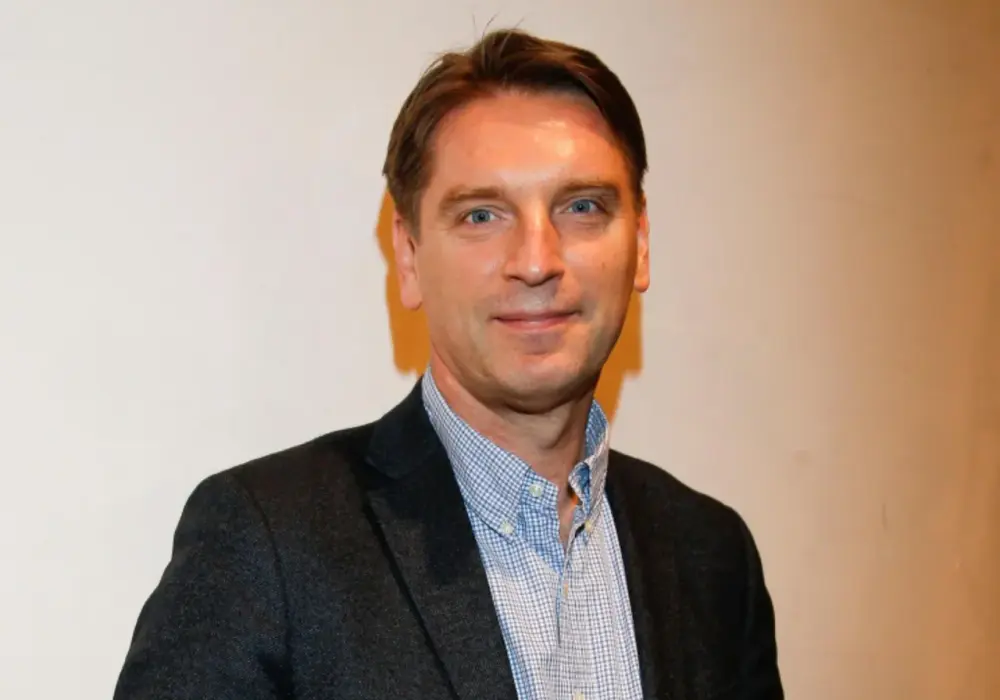 Tomasz Lis wiek - szokujące fakty o jego urodzinach i życiu.