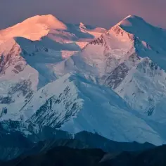 Szczyt denali - historia i wyzwania wspinaczkowe ameryki