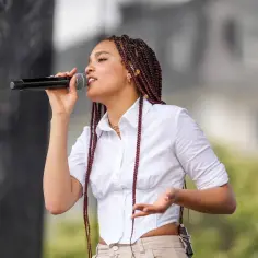 Sara James z The Voice - ile ma lat i jej niesamowite osiągnięcia