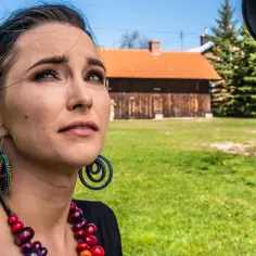Wiek wokalistki Daj To Głośniej - Ile lat ma Emilia Sanecka?