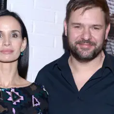 Tomasz Karolak z żoną na premierze spektaklu.