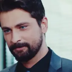 Onur Tuna czy ma żonę? Prawda o jego związkach i życiu prywatnym