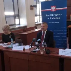 Sąd rejonowy w Radomiu – kluczowe informacje, godziny pracy i usługi