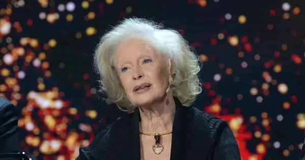 Ile lat ma Beata Tyszkiewicz? Sprawdź wiek legendy kina